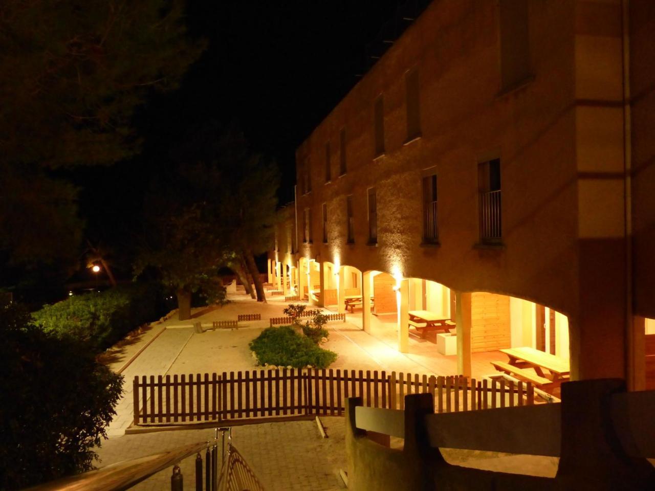 Appartements Des Joncas Martigues Exterior photo