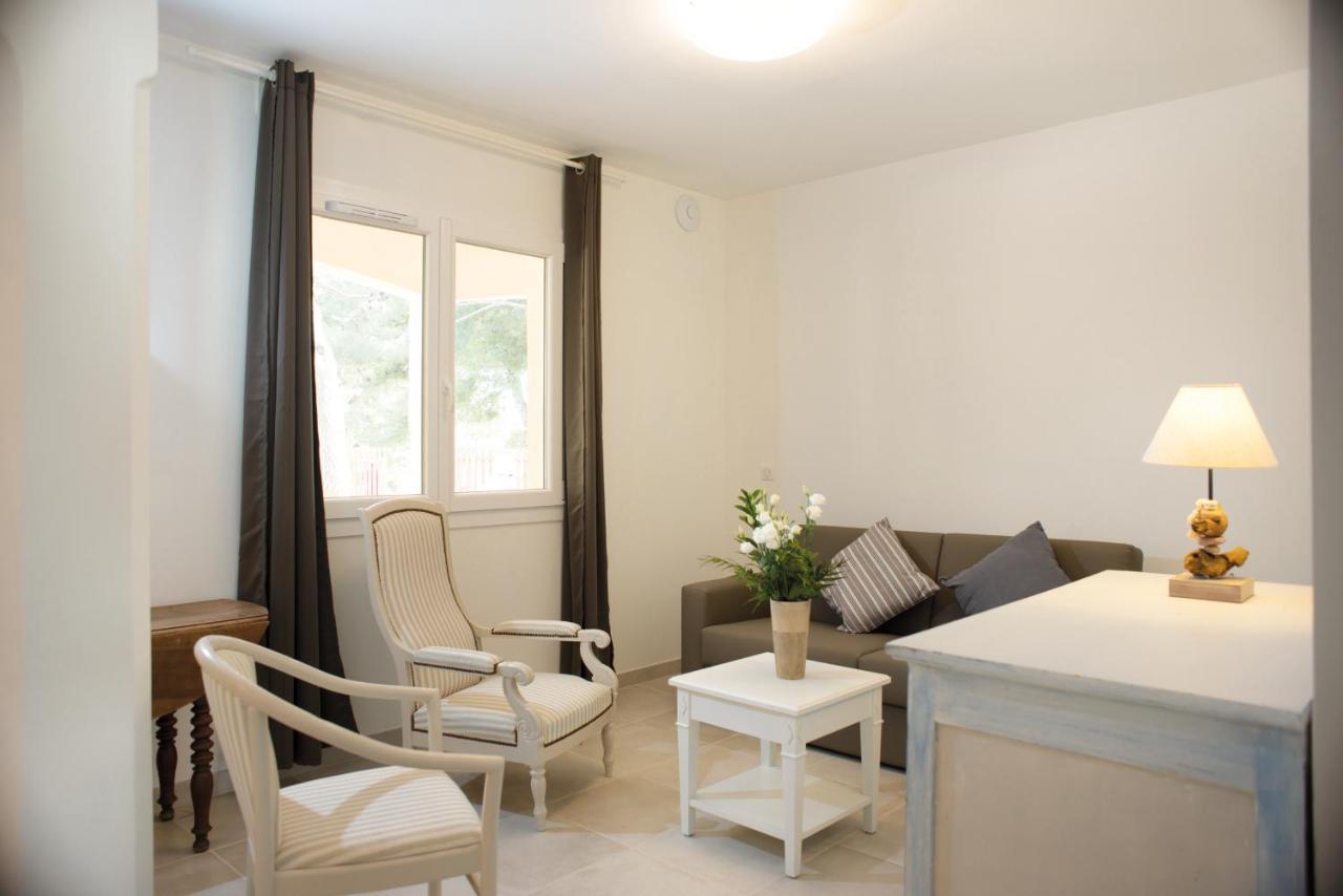 Appartements Des Joncas Martigues Exterior photo