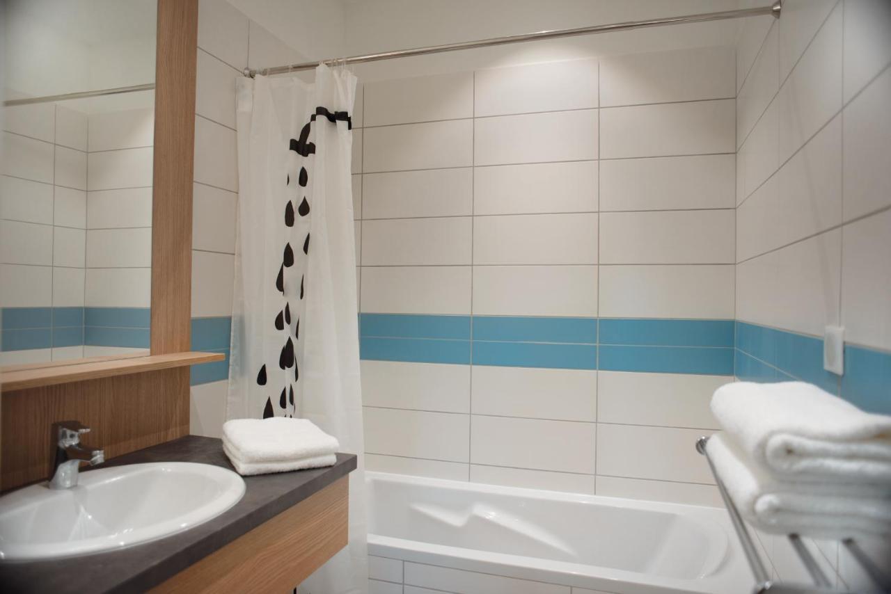 Appartements Des Joncas Martigues Exterior photo