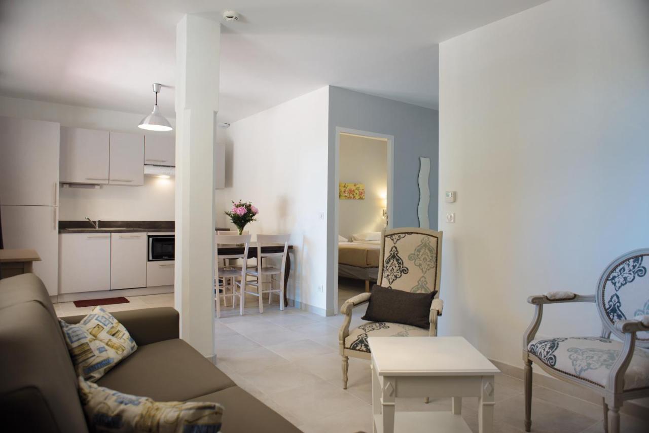 Appartements Des Joncas Martigues Exterior photo